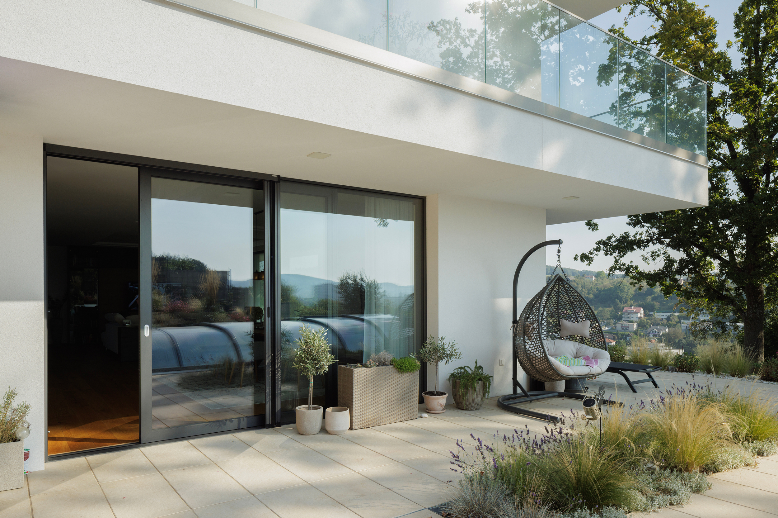 Posuvná hliníková okna Schüco