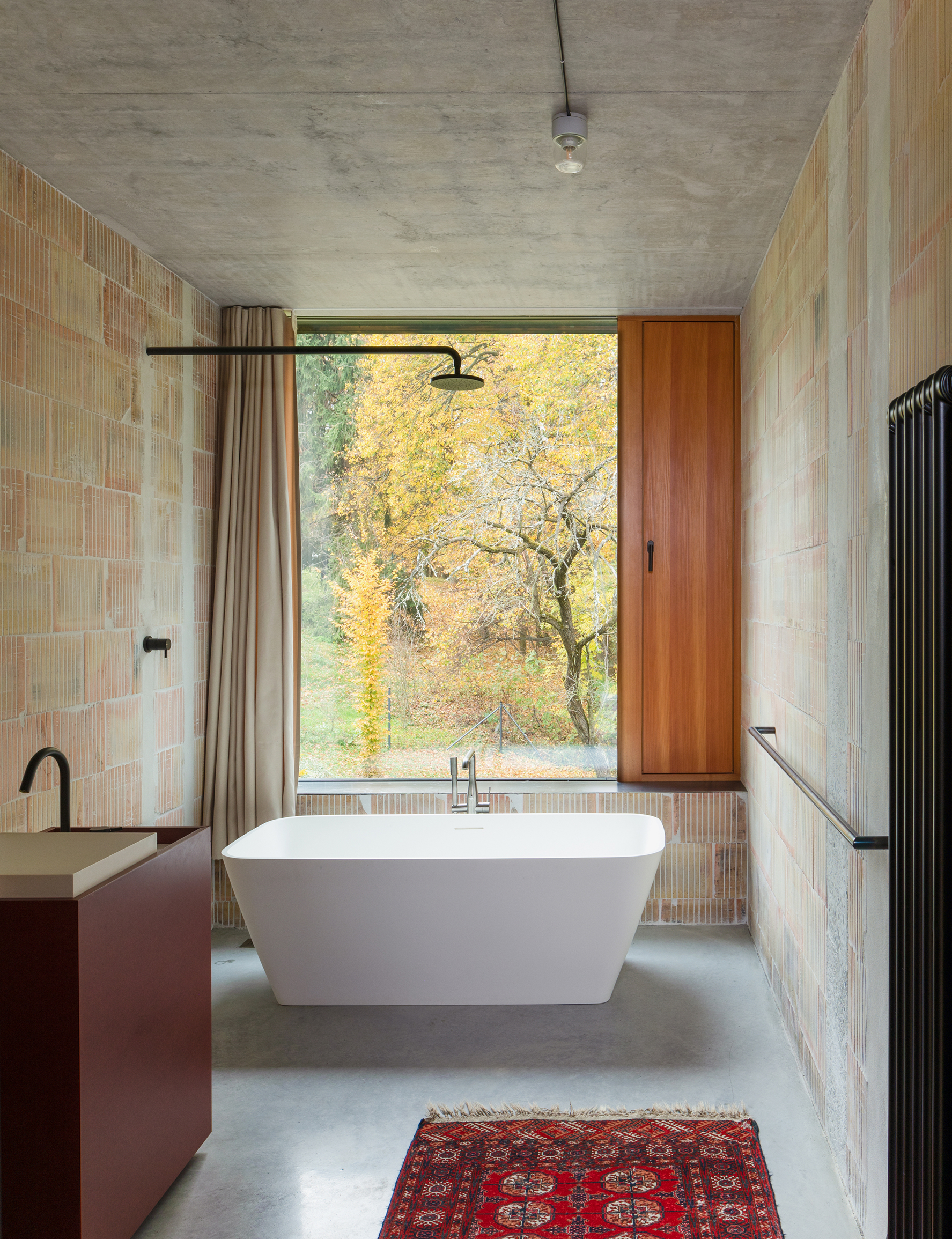 Moderní bezrámová okna pro rodinný dům