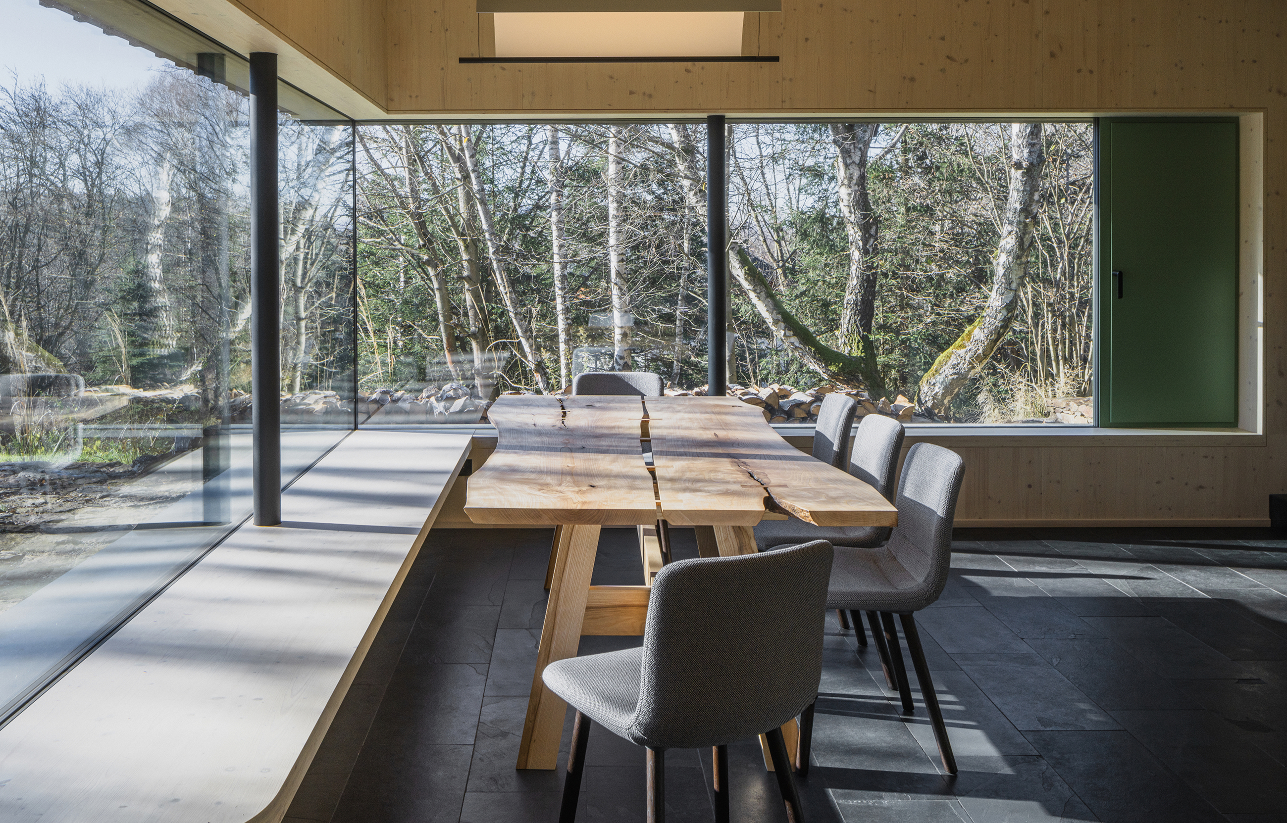 Designová bezrámová okna s izolačním trojsklem